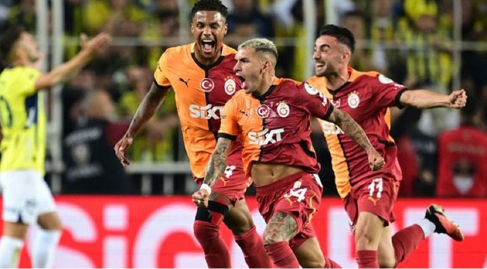 qalatasaray-seferde-fenerbaxchani-meglub-etdi