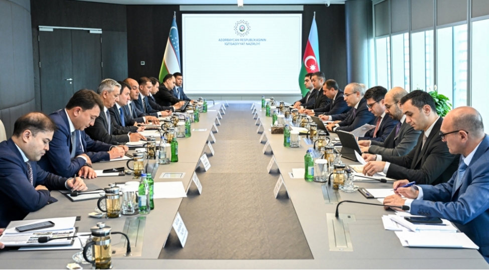 ozbekistanla-iqtisadiyyatin-bir-sira-sahelerinde-emekdashligin-genishlendirilmesi-muzakire-edilib-foto