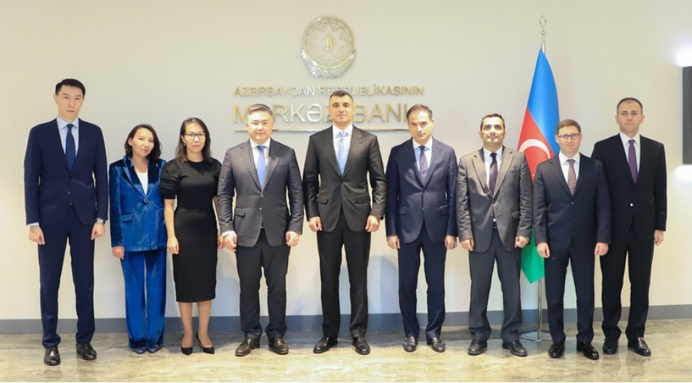 azerbaycan-qazaxistanla-pul-siyasetinin-emeliyyat-cherchivesinin-tekmilleshdirilmesini-muzakire-edib