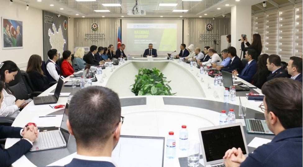imf-dovlet-qurumlarinin-numayendeleri-uchun-telim-proqramina-bashlayib