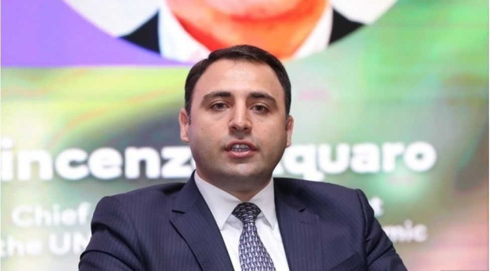 azerbaycan-banklari-dovlet-xidmetleri-gosterecek