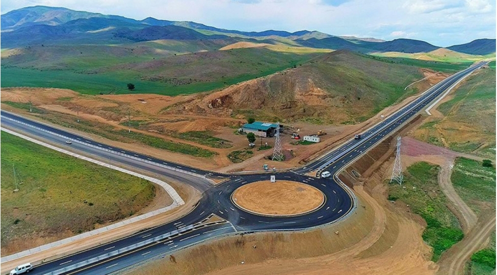 hardrut-qesebesi-ve-tug-kendinde-aparilan-berpa-ishleri-achiqlanib