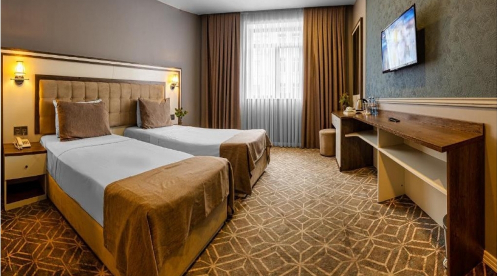azerbaycanda-hotellerin-geliri-27-artib