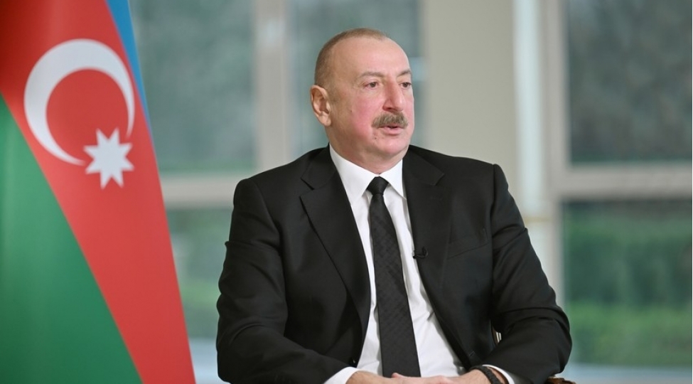 dovlet-bashchisi-azerbaycan-rusiyanin-mudafie-senayesinin-yeniliklerini-izleyir-artiq-yeni-muracietlerimiz-var