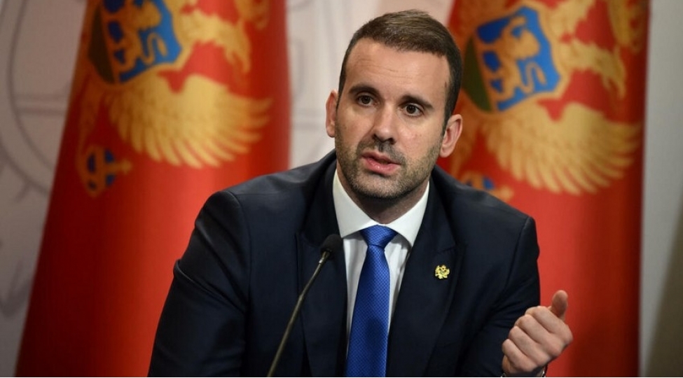 monteneqronun-bash-naziri-azerbaycana-bashsagligi-verib