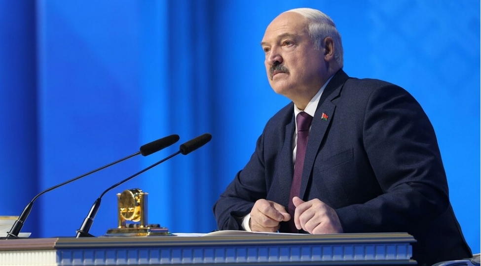 lukashenko-trampi-cenubi-qafqazda-sulhun-elde-olunmasindaki-ishine-gore-tebrik-edib