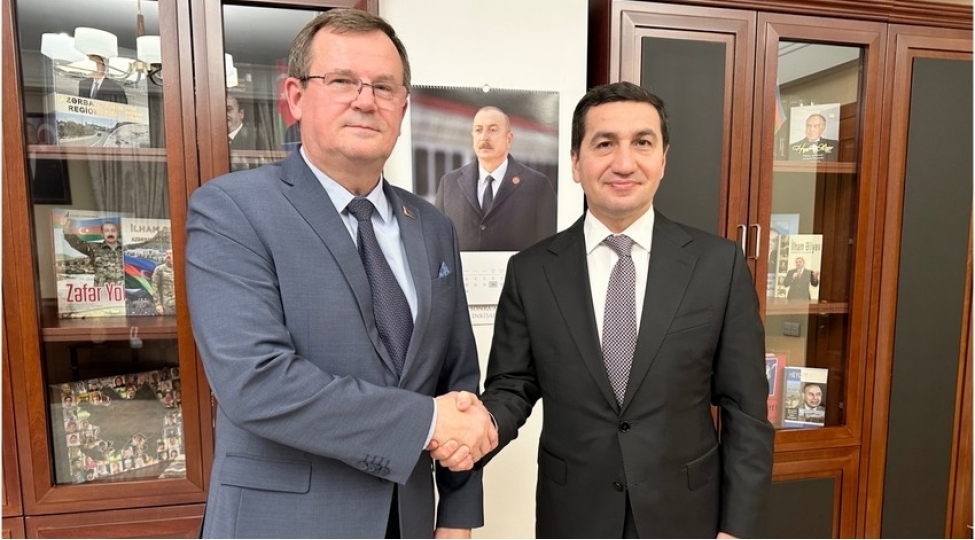 hikmet-haciyev-belarus-sefirini-diplomatik-missiyasinin-basha-chatmasi-munasibetile-qebul-edib