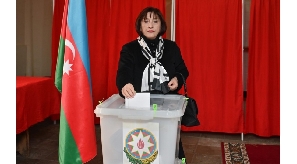 milli-meclisin-sedri-sahibe-qafarova-ses-verib