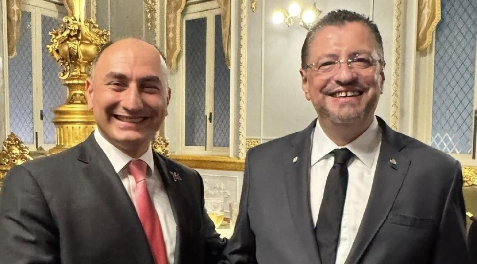 azerbaycan-sefiri-kosta-rika-prezidenti-ile-gorushub