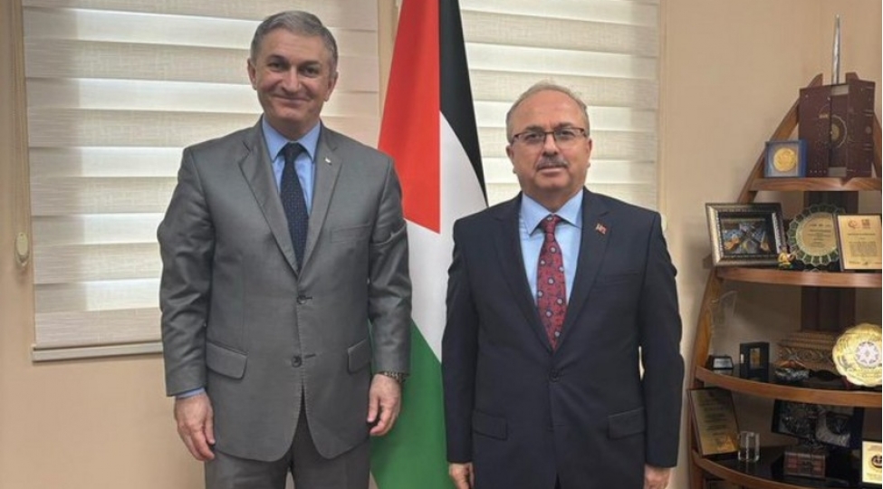 turkiyenin-azerbaycandaki-sefiri-felestinli-hemkari-ile-gorushub