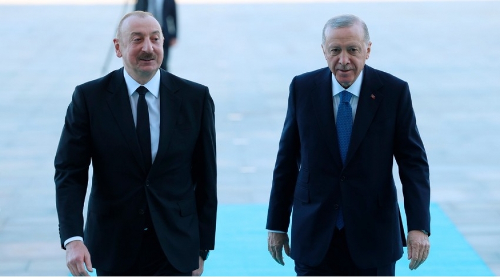 erdogan-ilham-eliyevle-gorushunun-teessuratlarini-paylashib-regionumuzda-sadece-sulh-isteyirik