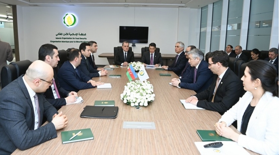 azerbaycan-iet-emekdashliginin-guclendirilmesi-muzakire-edilib