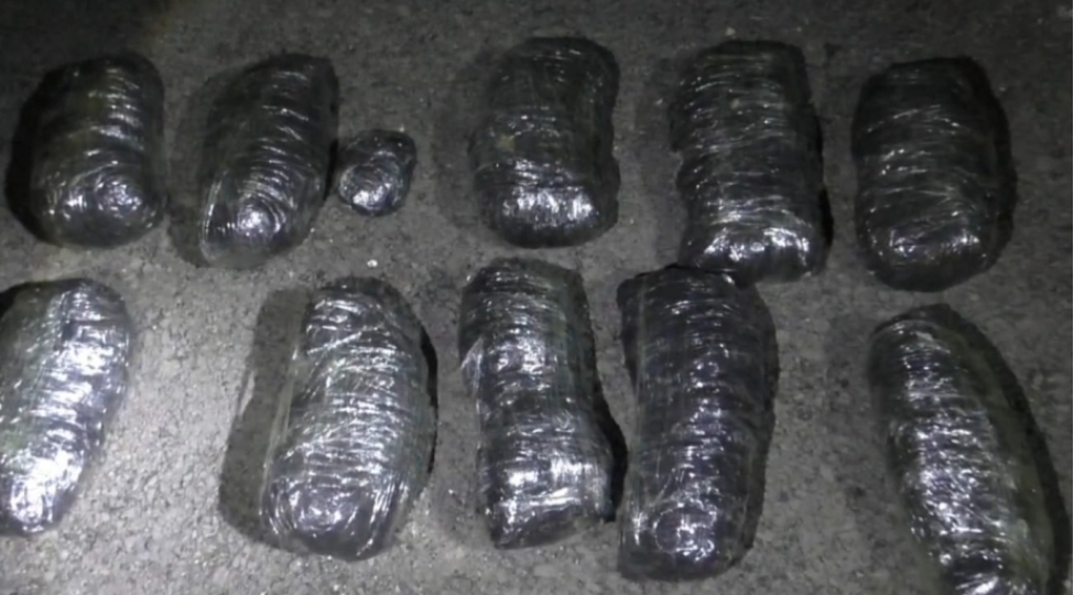lerikde-polisin-kechirdiyi-emeliyyat-zamani-10-kiloqram-narkotik-vasite-ashkarlanib