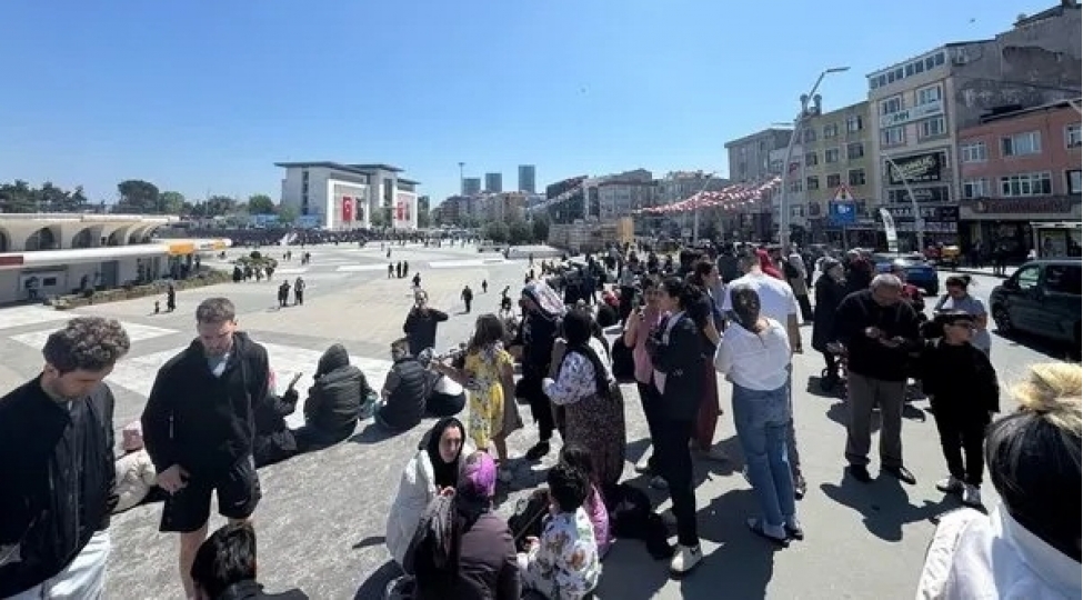 turkiyede-mekteb-ve-universitetlerde-iki-gunluk-tetil-elan-edildi