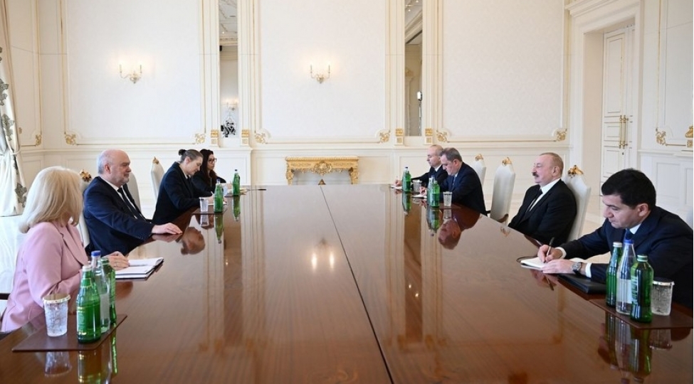 prezident-ilham-eliyev-atet-in-bash-katibini-qebul-edib-2