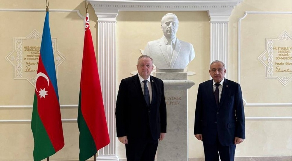azerbaycan-sefiri-belarusun-ticaret-senaye-palatasinin-sedri-ile-gorushub