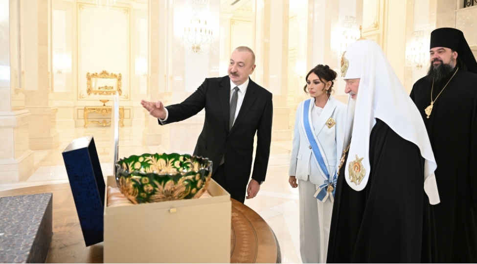 azerbaycan-prezidenti-ilham-eliyev-moskvanin-ve-butun-rusiyanin-patriarxi-kirill-ile-gorushub-yenilenibfoto