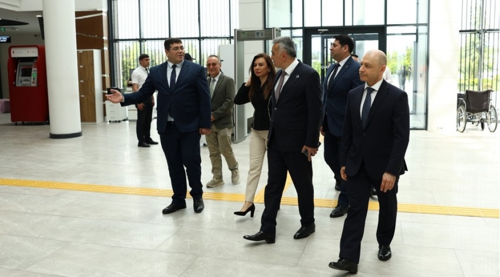 turkiyeli-vekiller-2-sayli-gence-asan-xidmet-merkezinin-fealiyyeti-ile-tanish-olublar