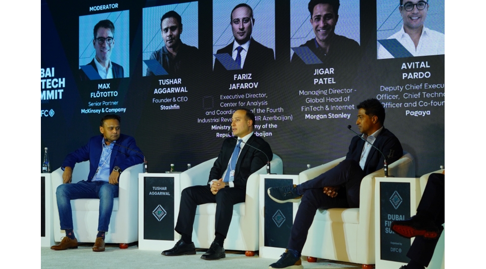 4sim-in-icrachi-direktoru-dubai-fintech-summit-2025-tedbirinde-ishtirak-edib