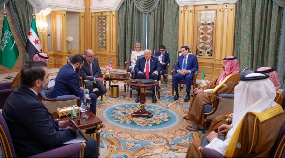 tramp-erdogan-seudiyye-erebistaninin-veliehd-shahzadesi-ve-esh-sharaa-onlayn-gorush-kechiribler-foto
