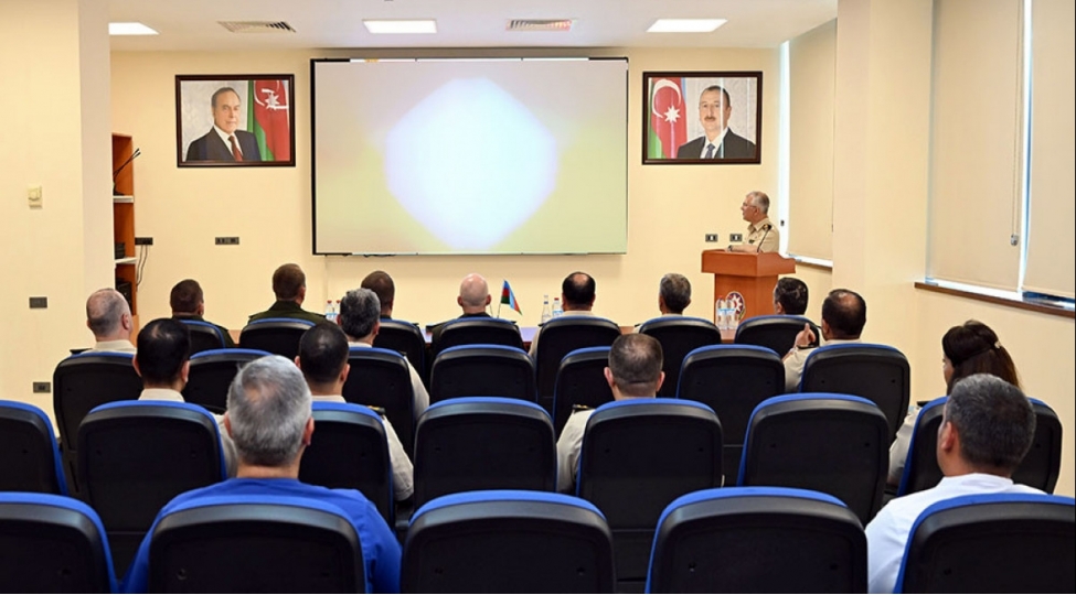 azerbaycan-ve-belarus-herbi-tibb-mutexessisleri-arasinda-gorush-kechirilib