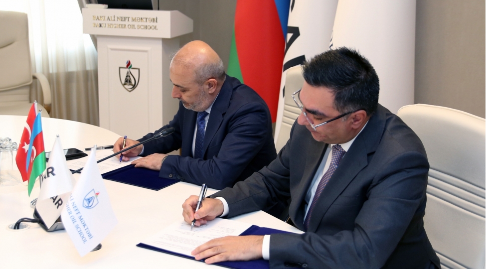 baki-ali-neft-mektebi-ile-bayraktar-teknoloji-azerbaycan-mmc-arasinda-emekdashliga-dair-anlashma-memorandumu-imzalanib