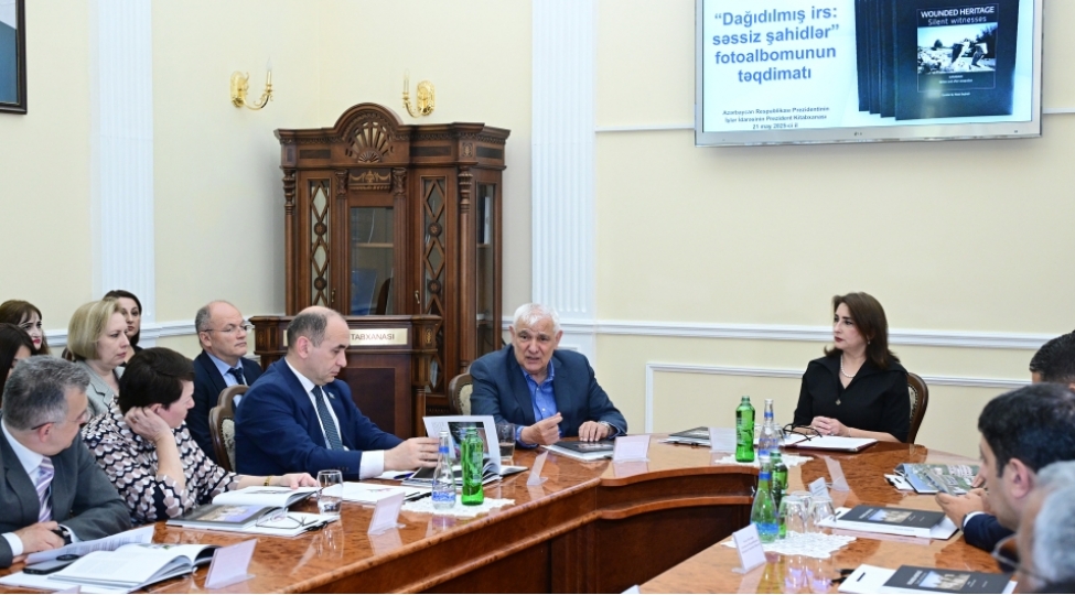 dagidilmish-irs-sessiz-shahidler-fotoalbomunun-teqdimati-kechirilib-foto