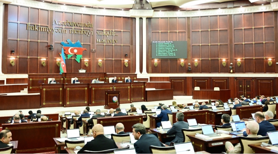 milli-meclisin-plenar-iclasinda-daha-13-mesele-muzakire-olunub-yenilenib