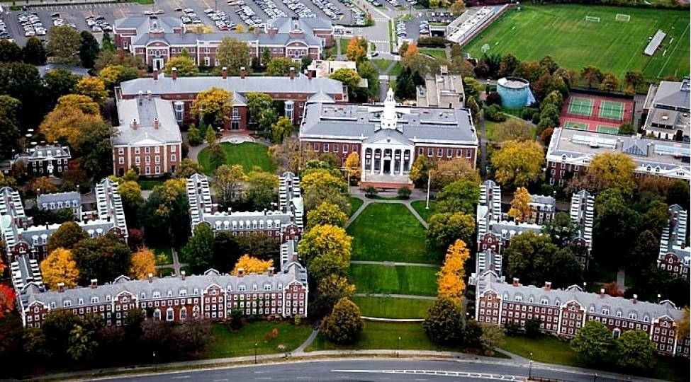 mehkeme-harvard-universiteti-ile-bagli-hokumet-qerarini-legv-edib