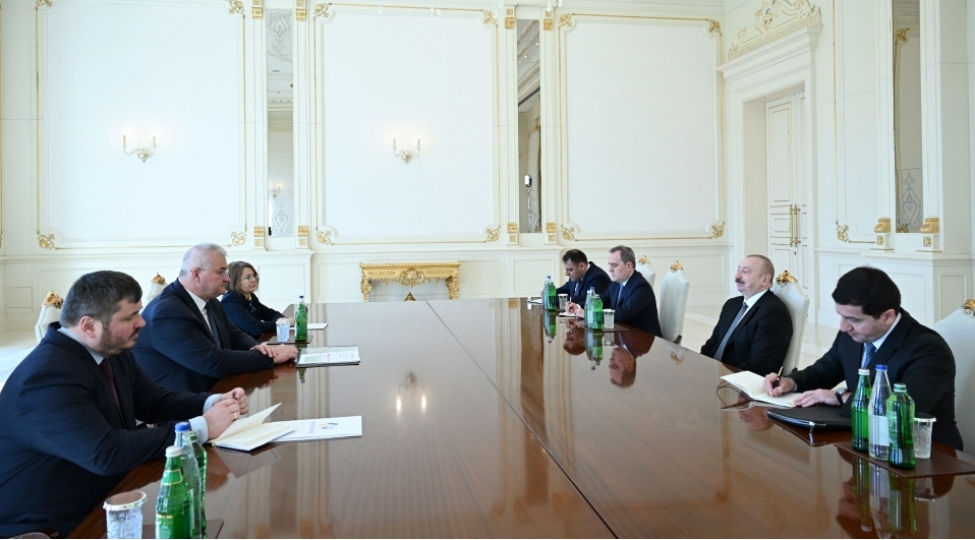 prezident-ilham-eliyev-ukraynanin-xarici-ishler-nazirini-qebul-edib-yenilenib