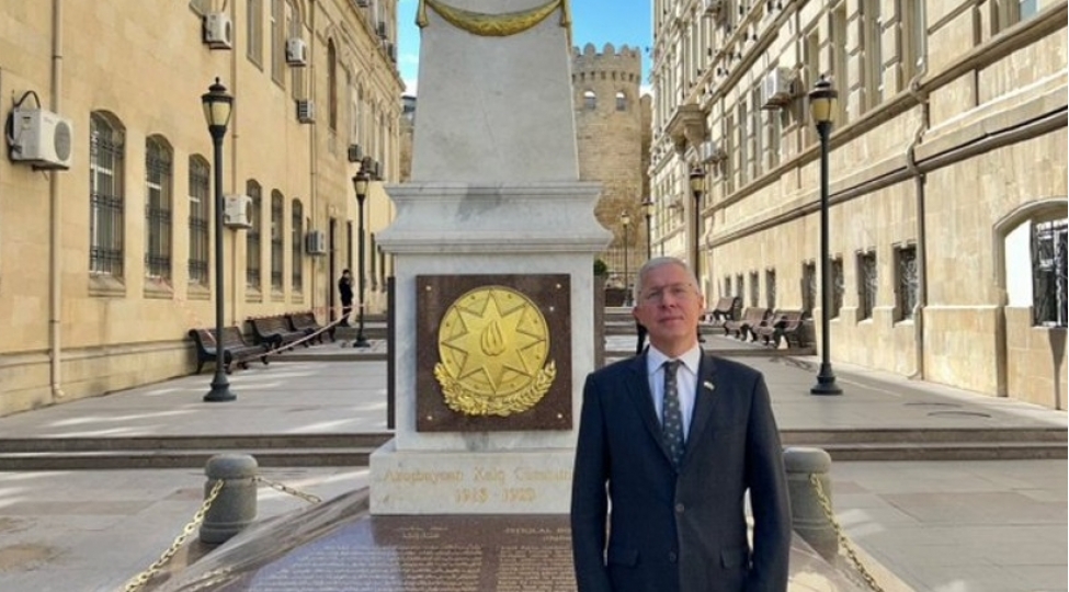 britaniya-sefiri-azerbaycan-xalqini-tebrik-edib-5