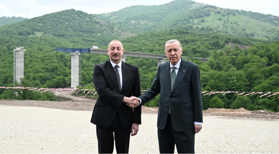 erdogan-lachin-beynelxalq-hava-limaninin-achilishi-ile-bagli-paylashim-edib