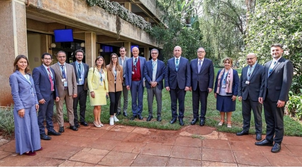 anar-quliyev-hemkarlarini-bakida-bash-tutacaq-umumdunya-shehersalma-forumuna-devet-edib
