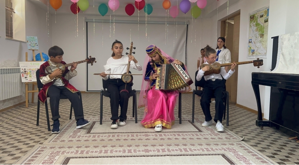 shekideki-ushaq-evi-sosial-xidmet-muessisesinde-edebi-bedii-proqram-numayish-olunub