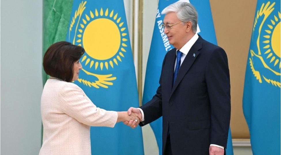 sahibe-qafarova-qazaxistan-prezidenti-ile-gorushub