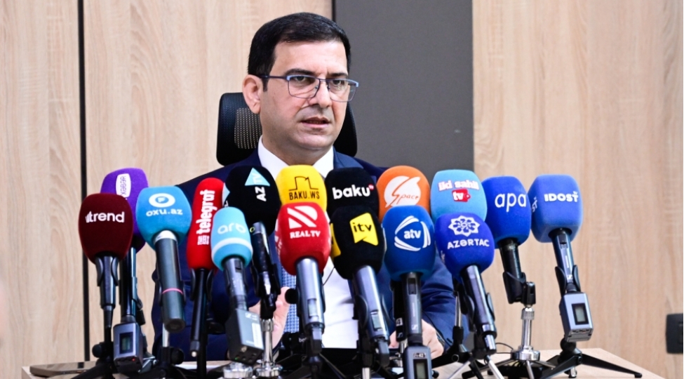novbeti-sosial-islahat-paketi-cherchivesinde-muavinet-ve-teqaudlerin-artirilmasina-dair-brifinq-kechirilib-2