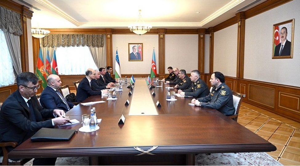 zakir-hesenov-ozbekistan-tehlukesizlik-shurasinin-katibi-ile-regional-tehlukesizliyi-muzakire-edib