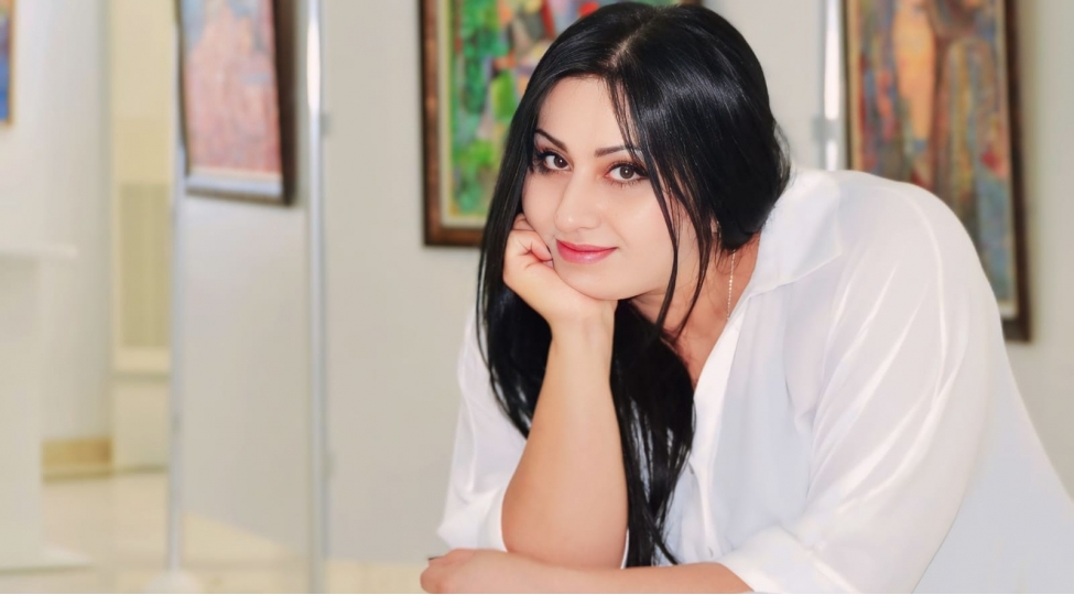 eserleri-ile-sukutun-ichinde-seslenen-heqiqetleri-soylemeye-chalishan-ressam-musahibe