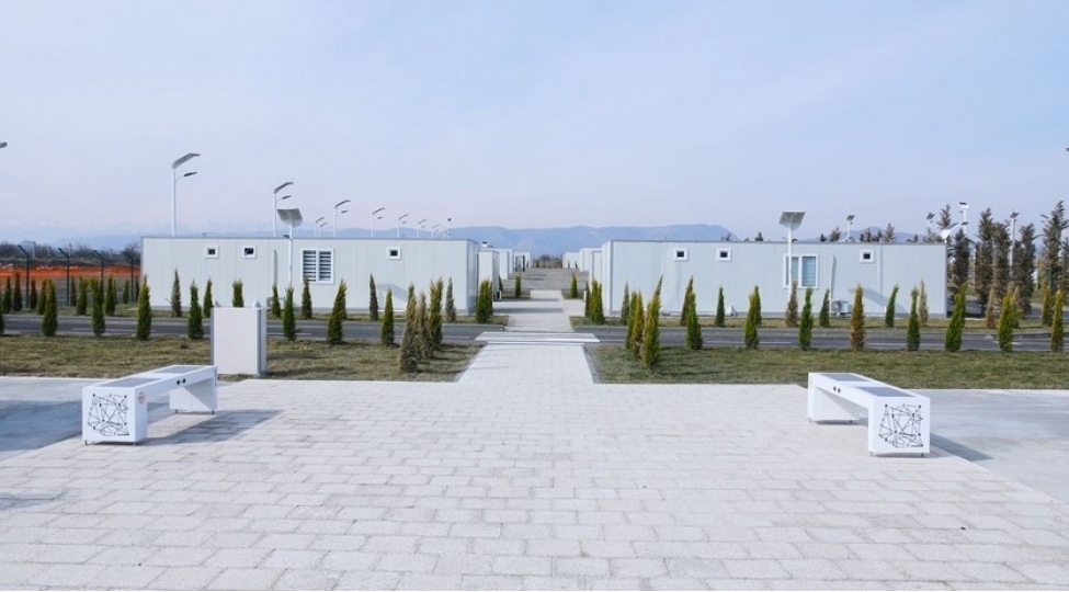diplomatlar-ve-herbi-attasheler-agdamin-senaye-potensiali-ile-tanish-olublar