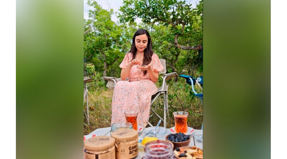 leyla-eliyeva-sosial-shebeke-hesabinda-xizidan-paylashim-edib