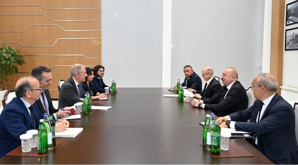 prezident-mingechevirde-italiyanin-shirketler-ve-made-in-italy-nazirinin-bashchiliq-etdiyi-numayende-heyetini-qebul-edib