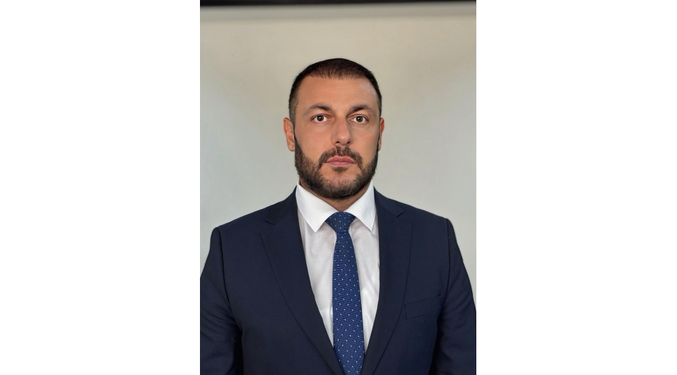 reqemsal-reklam-dashiyicilarinin-achiq-mekanda-yerleshdirilmesi-zamani-nelere-diqqet-edilmelidir