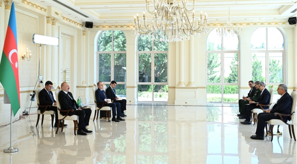 ilham-eliyev-iranla-israil-arasinda-qarshidurma-ile-elaqedar-azerbaycan-oz-movqeyini-ifade-eden-ilk-olkelerden-biri-olub