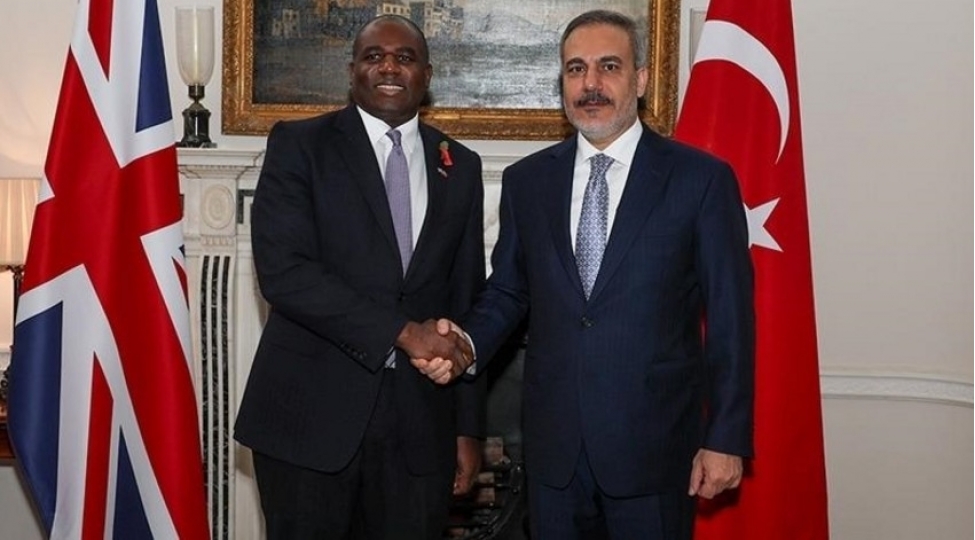 fidan-britaniyali-hemkari-ile-yaxin-sherq-ukrayna-ve-irani-muzakire-edecek