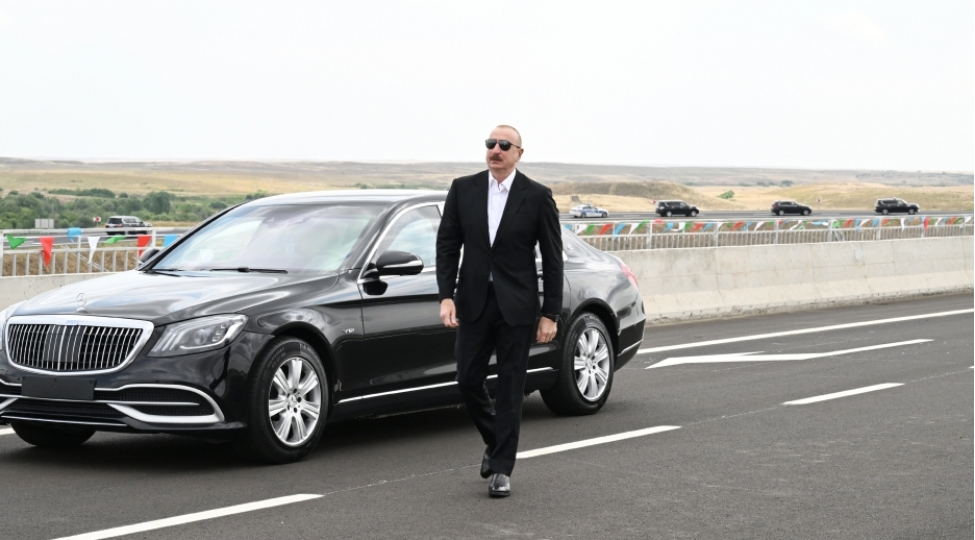 prezident-ilham-eliyev-ehmedbeyli-fuzuli-shusha-yolunun-achilishinda-ishtirak-edib