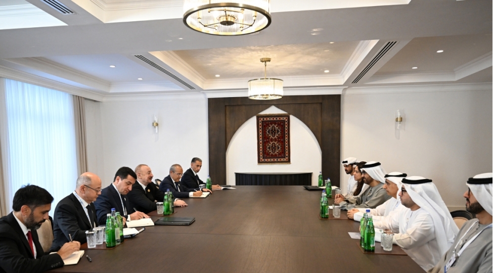 prezident-xankendide-birleshmish-ereb-emirliklerinin-senaye-ve-qabaqcil-texnologiyalar-nazirini-qebul-edib