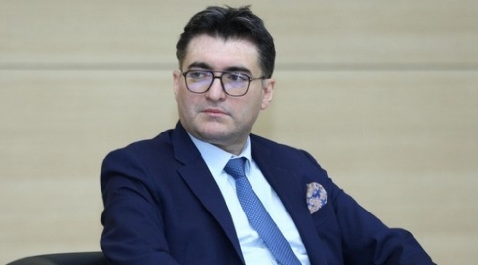 sabit-tarif-seviyyesi-her-bir-abonent-uzre-ayliq-1-manati-ashmayacaq