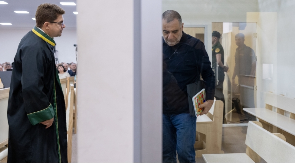 ruben-vardanyanin-mehkemesinde-zererchekmish-shexsler-ve-huquqi-varisler-ifade-veribler