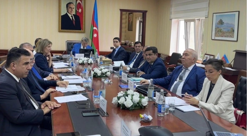 eqli-mulkiyyet-agentliyinde-baki-dovlet-universitetinin-magistrantlarinin-dissertasiya-ishlerinin-mudafiesi-kechirilib