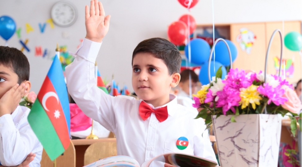 paytaxt-mekteblerinde-i-sinfe-qebulla-bagli-38-mine-yaxin-sorgu-yerleshdirilib